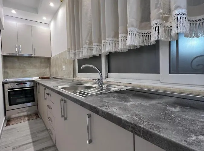 Apartmán On Myslym Shyri Tirana