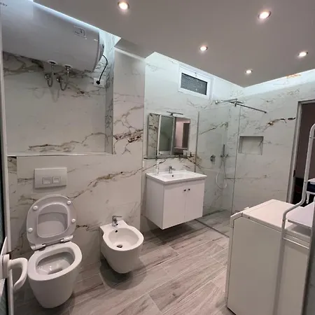 On Myslym Shyri Appartement